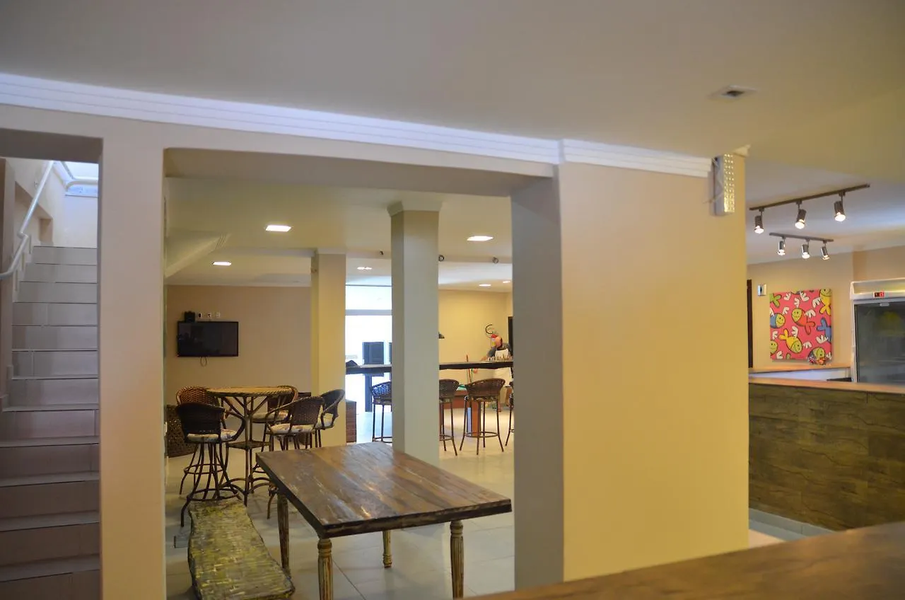 Lakehouse 24Hs Hostel Lagoa Conceicao Florianópolis Brasil